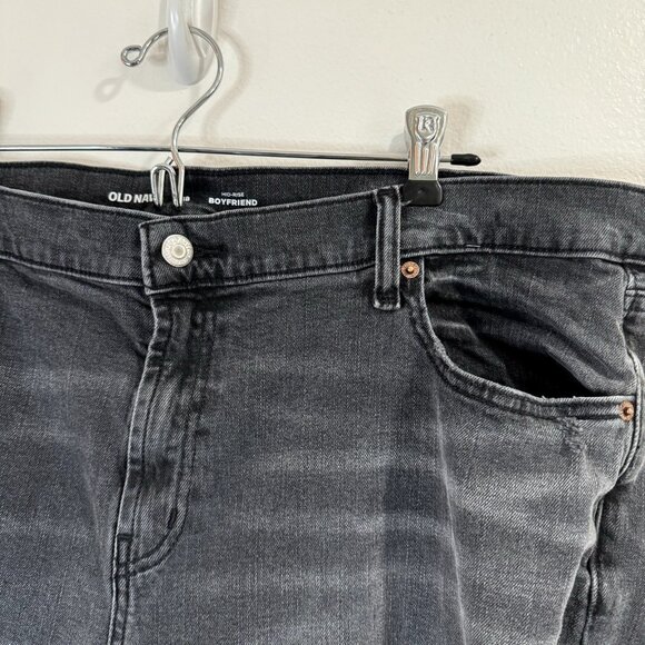 Old Navy Women's Boyfriend Jeans - Black - Picture 4 of 11